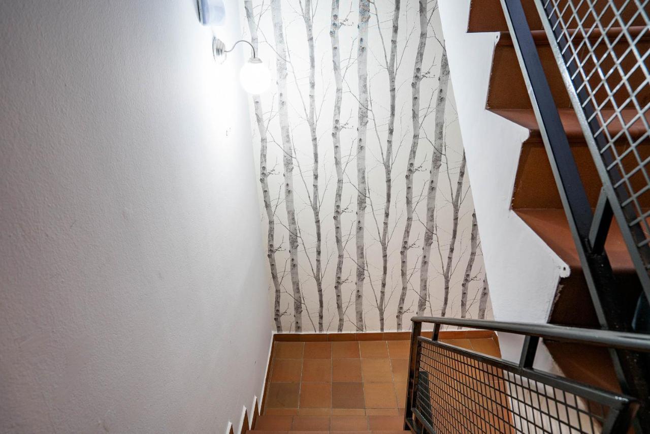 Hostal Plaza De Italia Caces Екстериор снимка